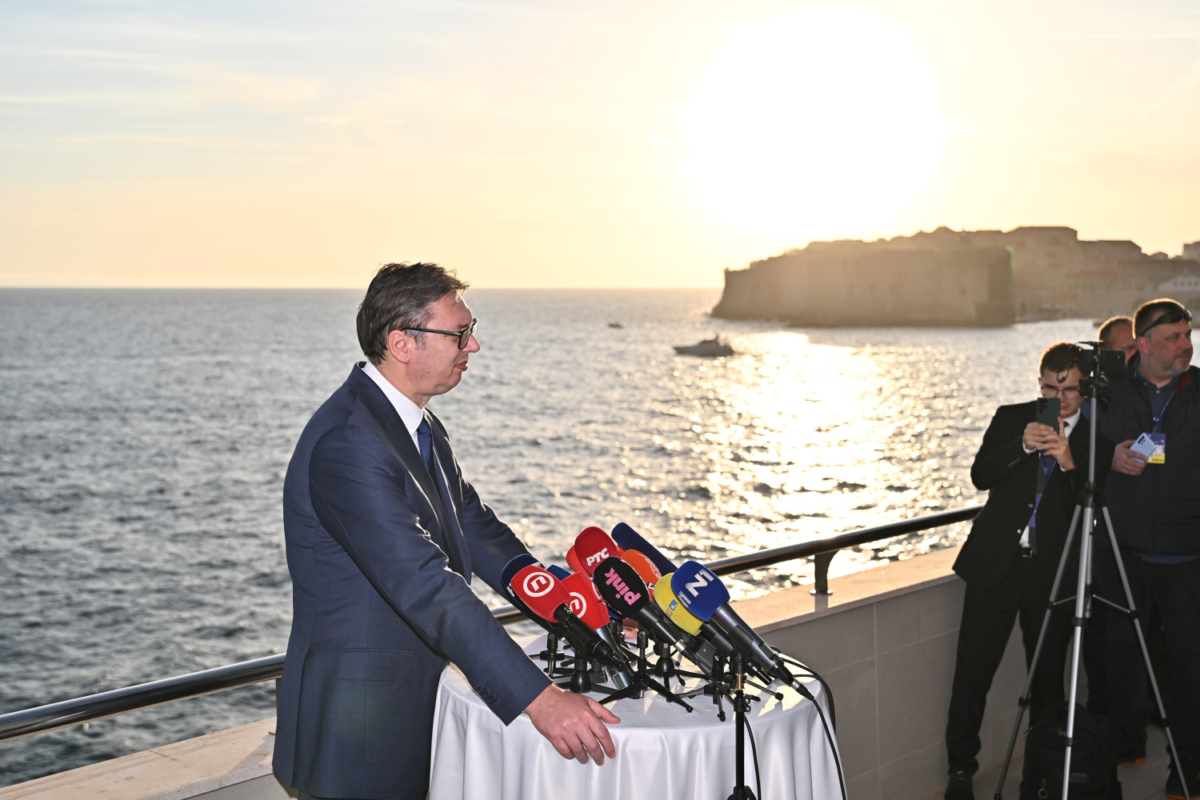 Vučić odgovorio Plenkoviću: ‘To su zlonamjerne i namjerno smišljene izjave’