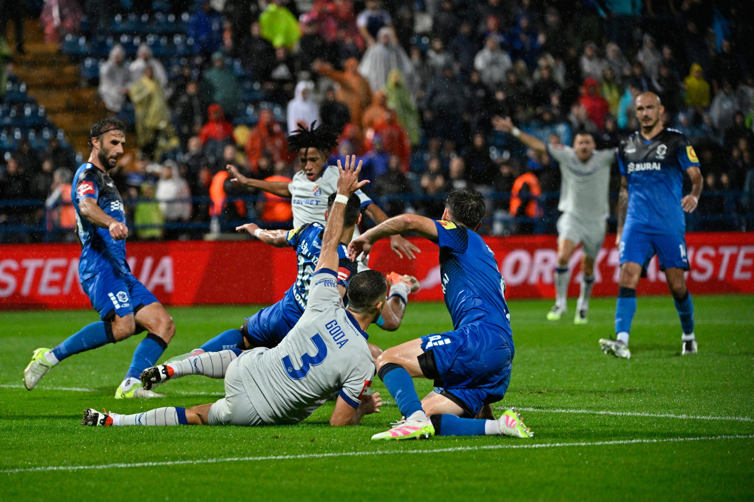 Adrenalinska utakmica u kojoj je Varaždinu i Dinamu pripalo po poluvrijeme