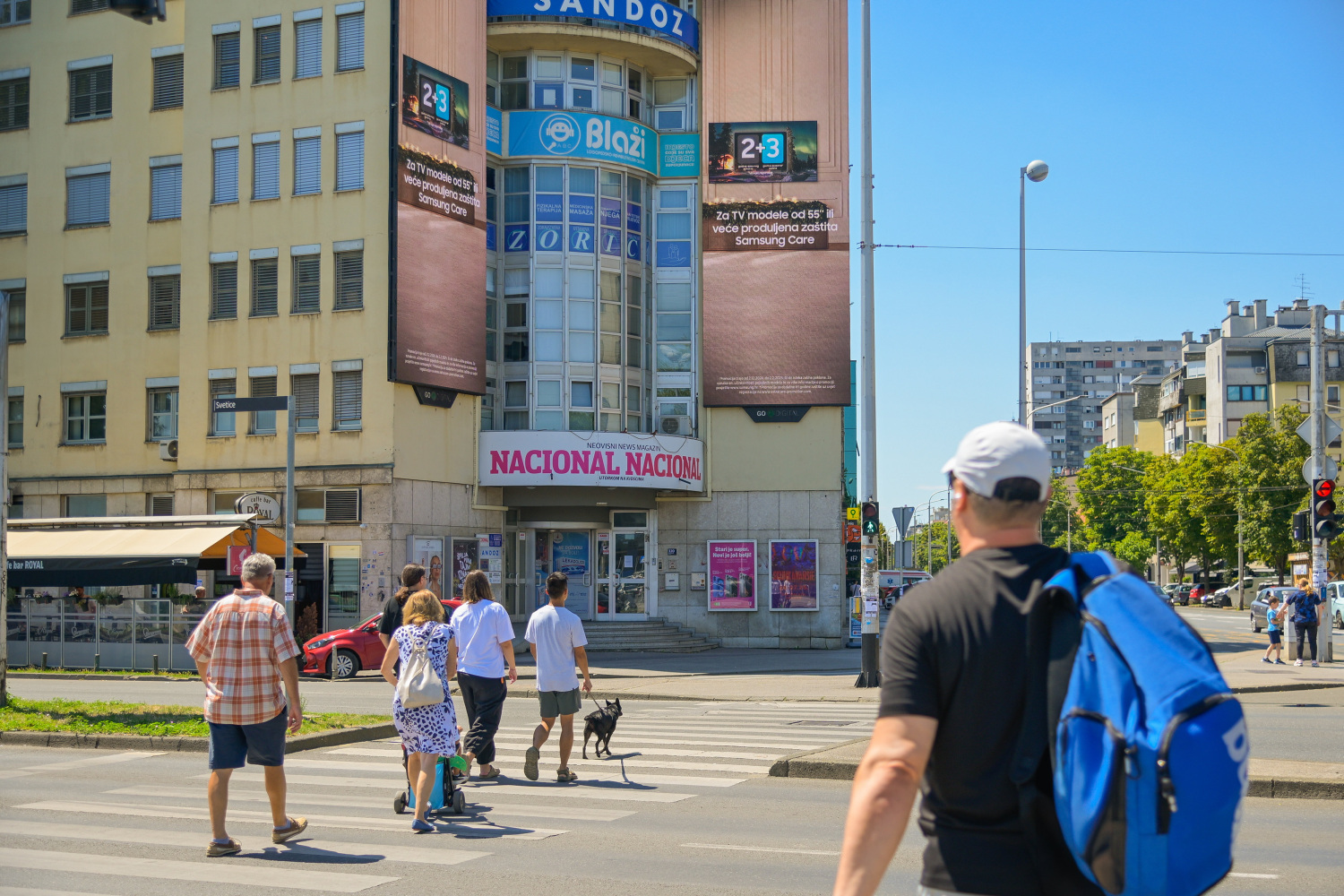 Hrvatu usred intimnih odnosa susjed došao na vrata: Na ulazu osvanula urnebesna poruka