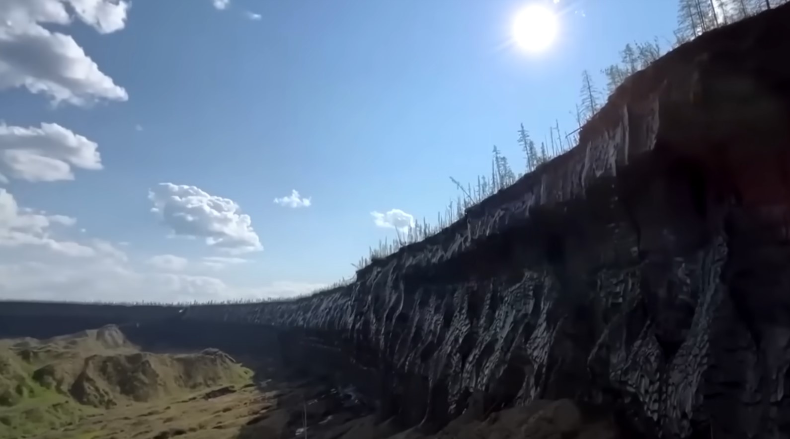 Širi se golema pukotina, ono što izlazi iz nje moglo bi promijeniti svijet