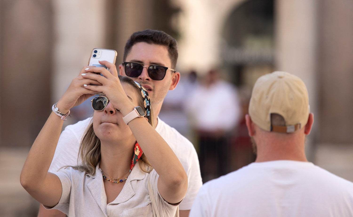 Mobiteli uskoro izlaze iz upotrebe, mnogi prelaze na potpuno novi uređaj