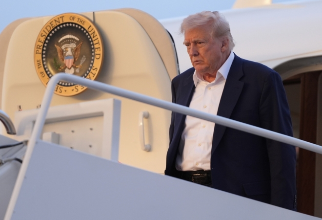 Trumpu se ovo neće svidjeti: Objavljeni novi Epsteinovi mailovi