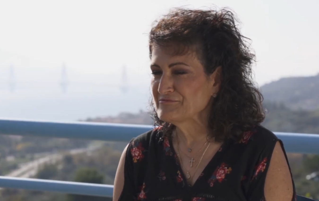 Usvojena kao beba nakon rata, 60 godina kasnije otkrila je gorku istinu: ‘Kupili su me za šaku novca’