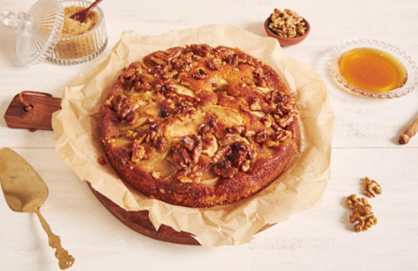 Bakin kolač s jabukama i orasima: Tako jednostavan, a miris će vas odmah vratiti u djetinjstvo