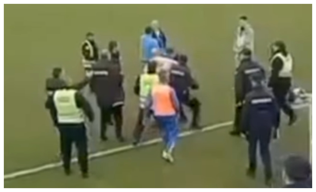 Opći kaos u Srbiji: Izbila tučnjava, a pazite policiju