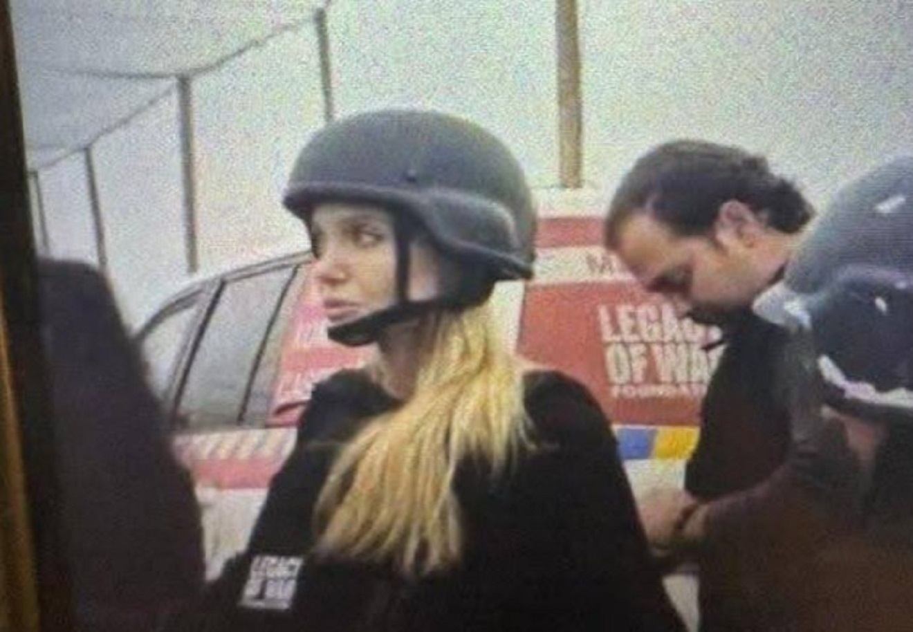 Ruski dron preletio iznad Angeline Jolie: ‘Ljudskim safarijima teroriziraju Ukrajince’