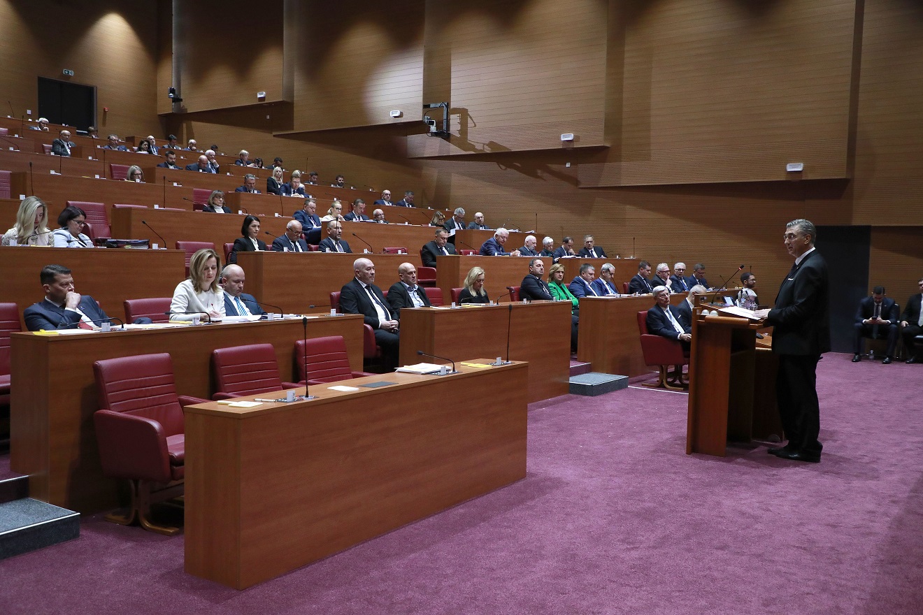 Teška drama u Saboru, SDSS-ovka izazvala val reakcija: ‘Ja sam Srbin, a vi dokažite tko ste’