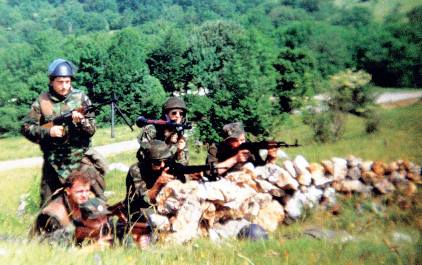 Ovo podcijenjeno oružje koristili su i Hrvati i Srbi u ratu: Pogledajte kako danas sije strah