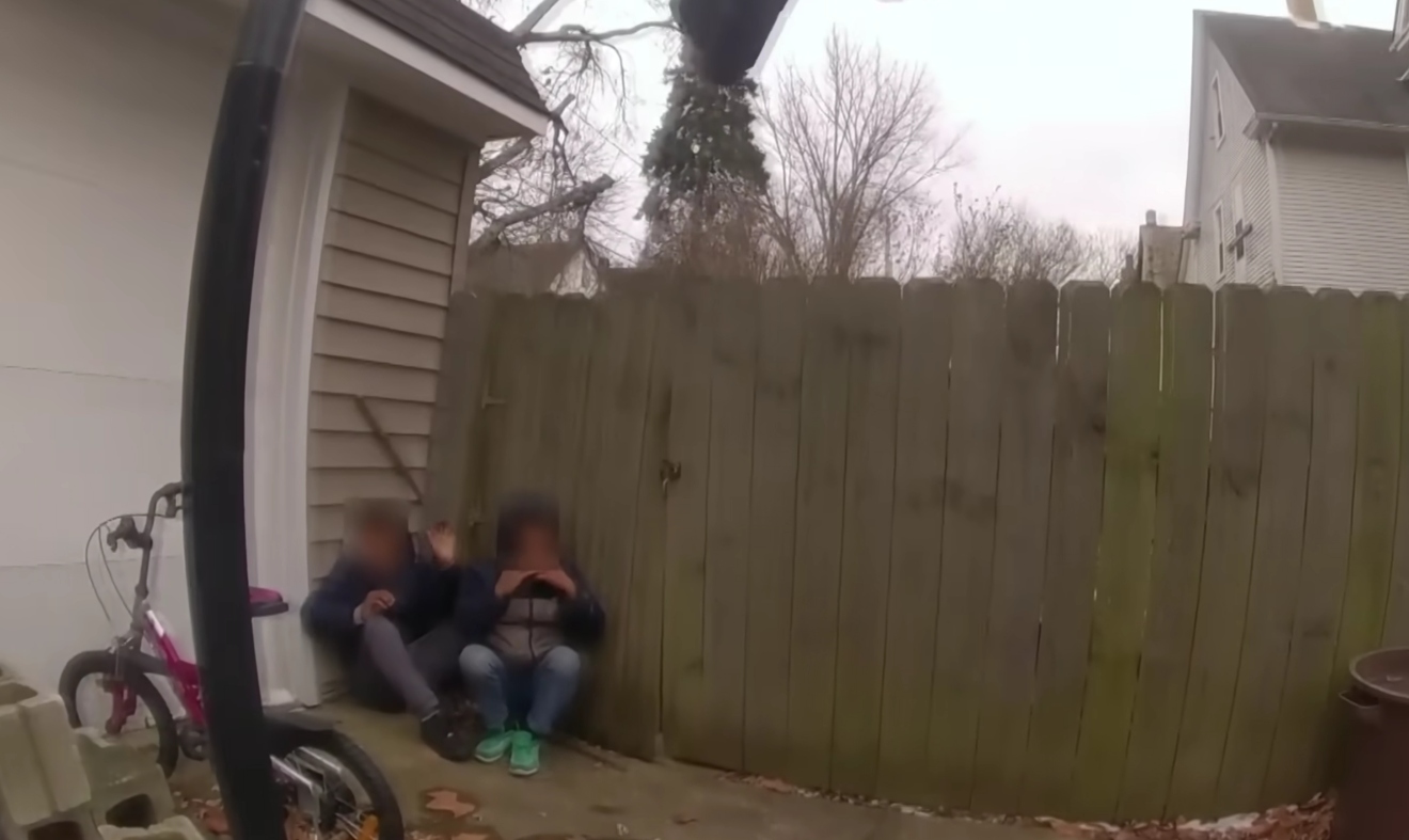 Troje djece ukralo auto, bježali policiji pa se zabili u zid: Otkrili gdje su to naučili