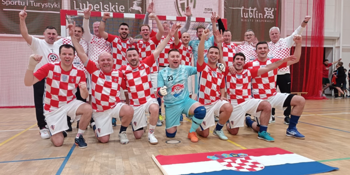 Hrvatski svećenici uzeli srebro pa slavili uz Thompsona, još jedna medalja