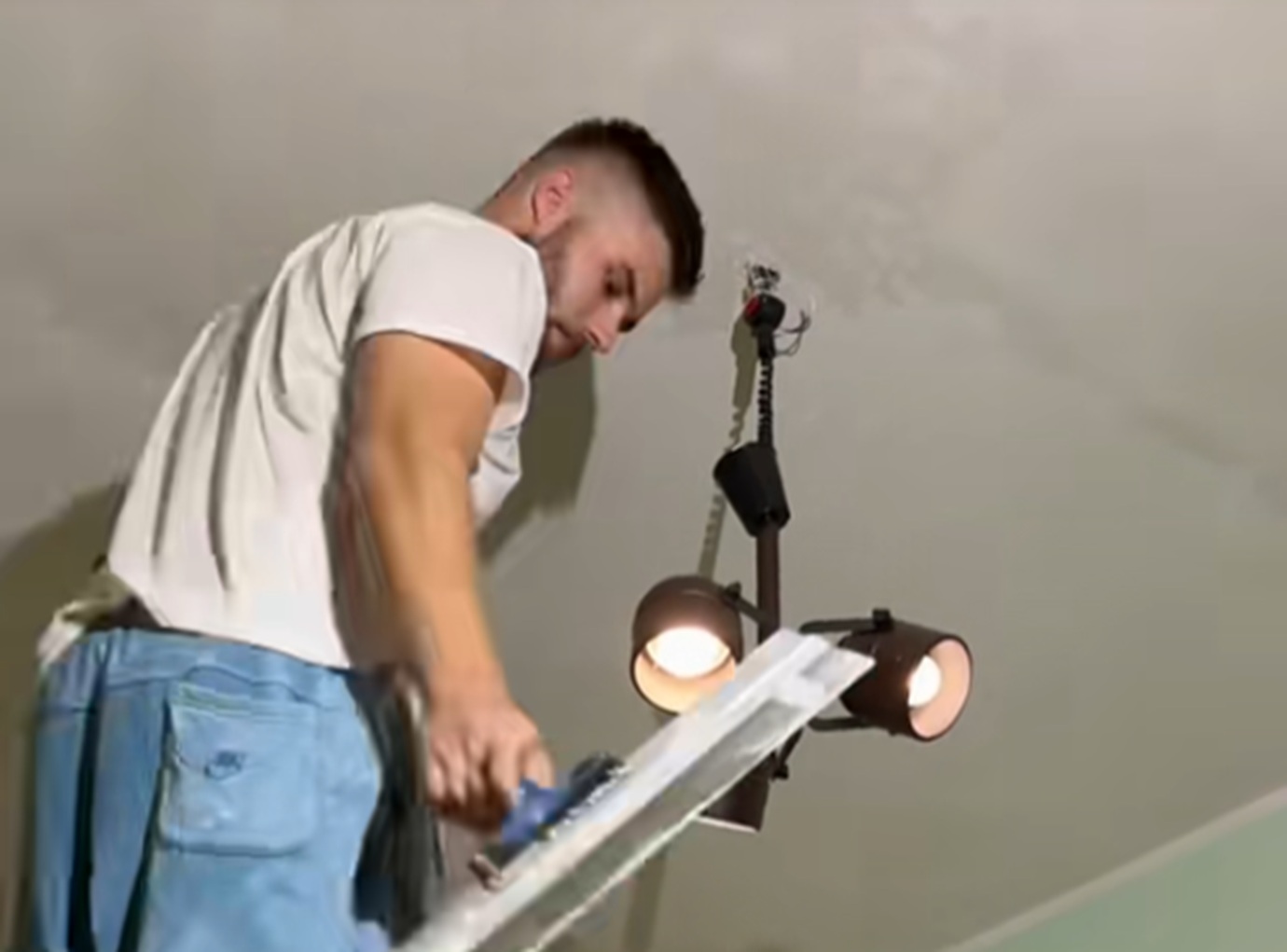 Hrvat objasnio kako mjesečno zaradi 80.000 eura: Ovo svatko od nas može