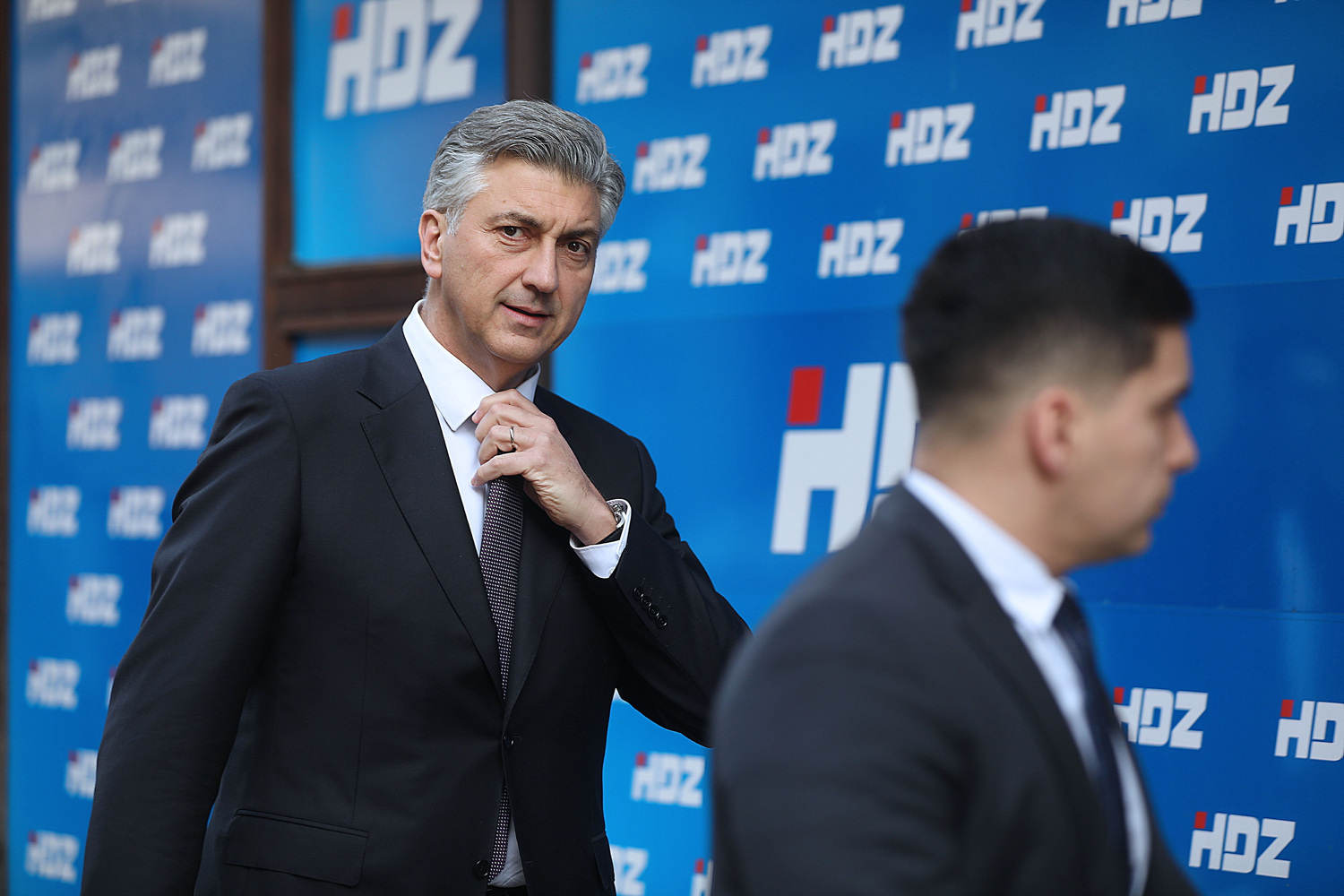 Plenković dijeli tisuće eura i ne morate ih vratiti: Evo tko ih može dobiti
