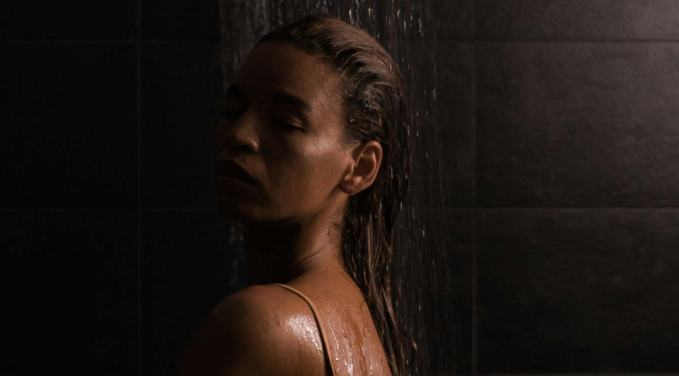 Novi trend: Sve više ljudi prakticira ovakvo tuširanje, stručnjaci objašnjavaju zašto