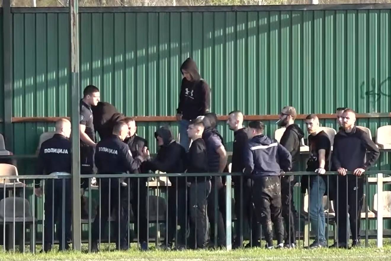 Divljaci upali na teren i tukli igrače u Srbiji: Oglasio se napadnuti klub