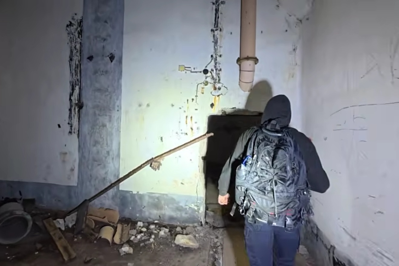 Alen i Nino opisali nam napetu noć u utrobi tajnog vojnog objekta na Visu: ‘Mrkli mrak, tišina, beton koji isijava’