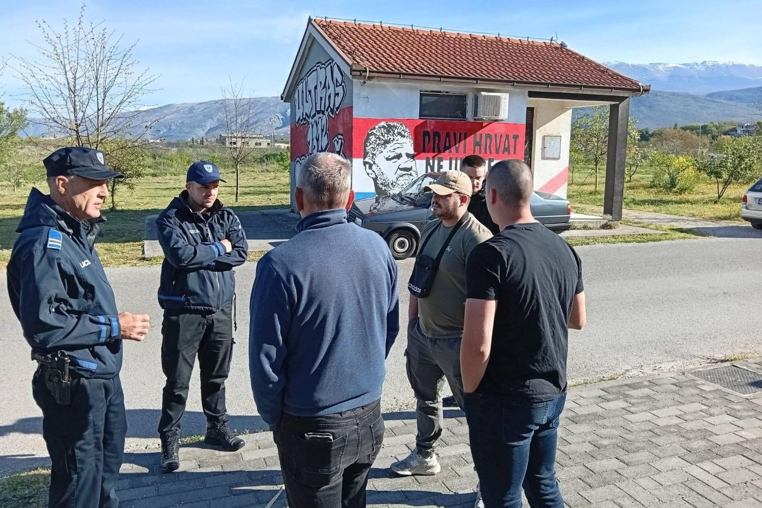 Hercegovci se digli na noge: Kontroverzni političar pokušao maknuti Praljkov mural, pogledajte što su napravili