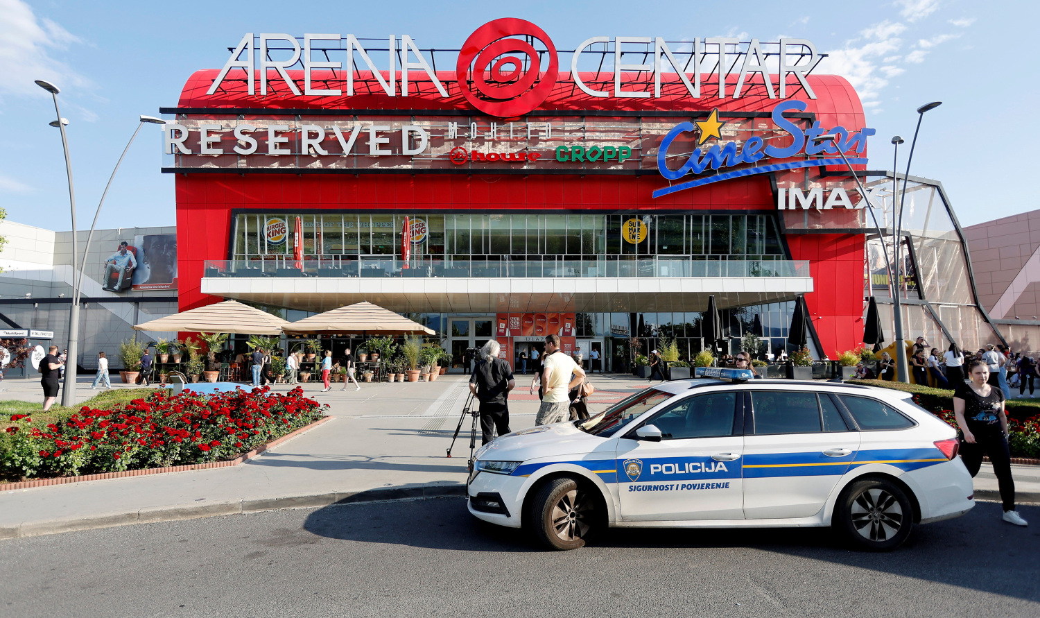 Dojava o bombi u zagrebačkoj Areni Centar, evakuacija u tijeku