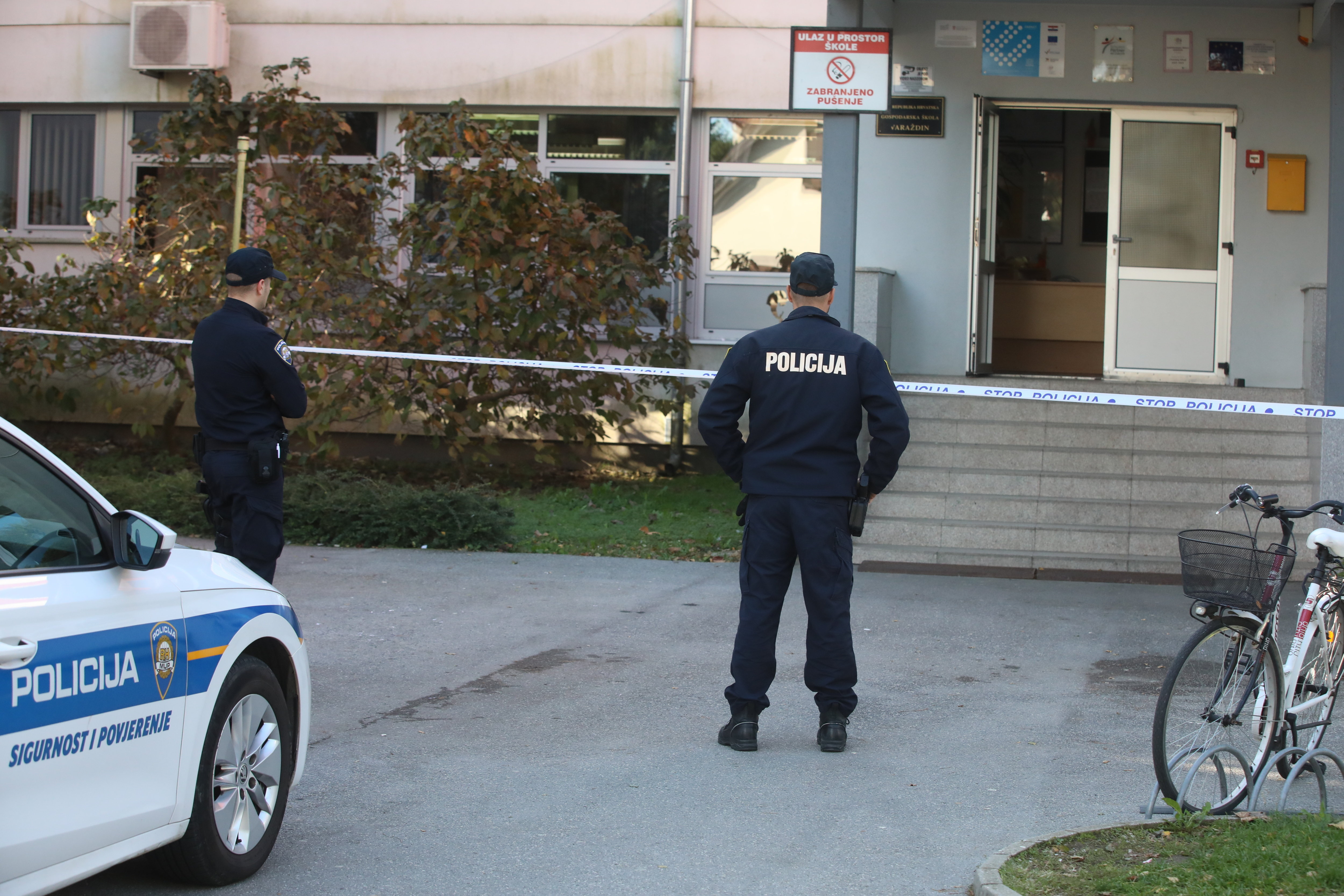 Škole u Istri dobile dojavu o bombama, učenici i profesori hitno evakuirani