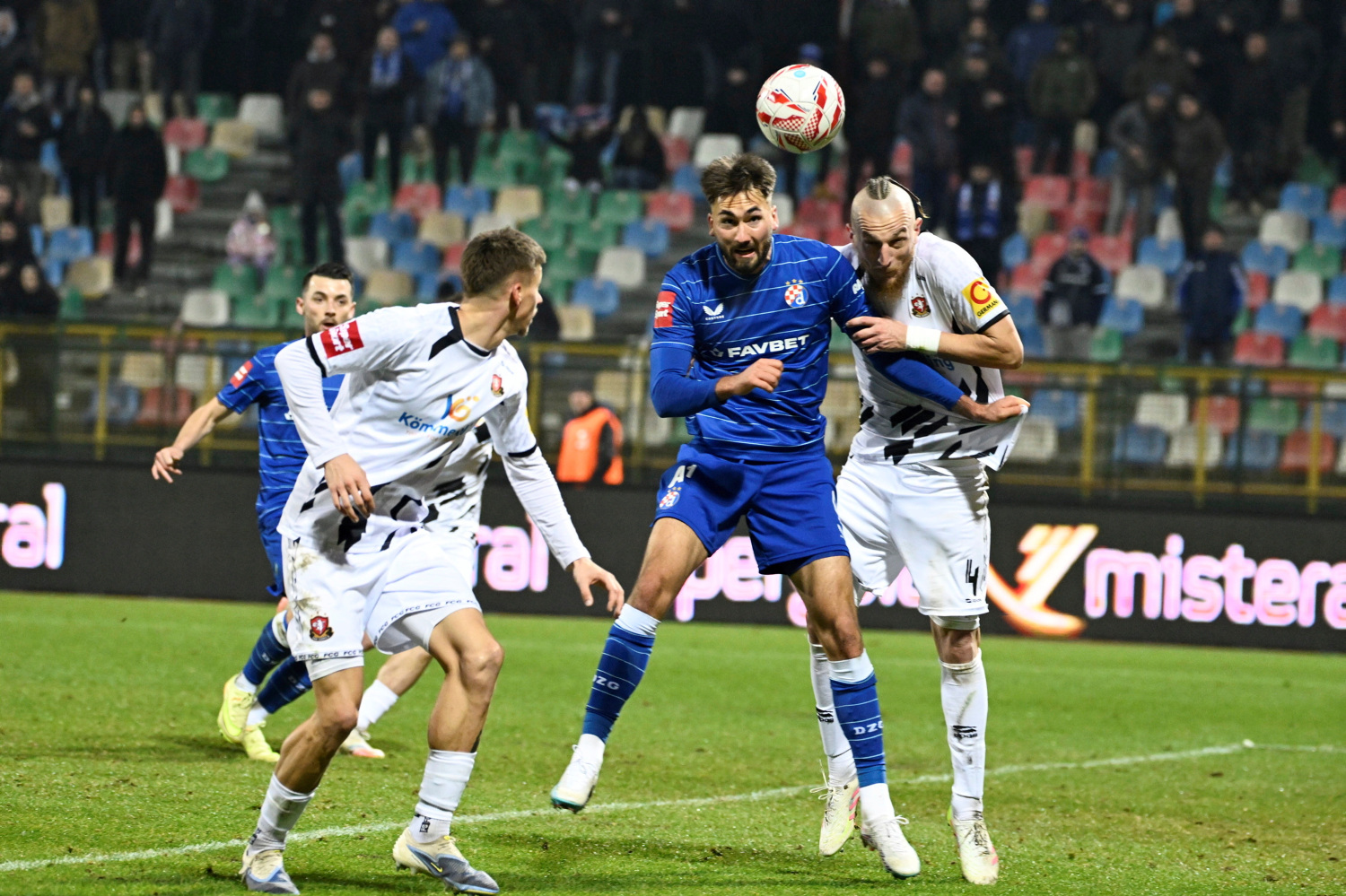 Dinamo poslao poruku navijačima: ‘Ne kupujte ulaznice dok ne riješimo situaciju’