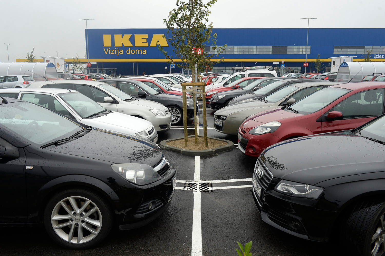 Hrvat upozorava sve koji misle raditi u IKEA-i: ‘Zbog njih sam završio u bolnici’