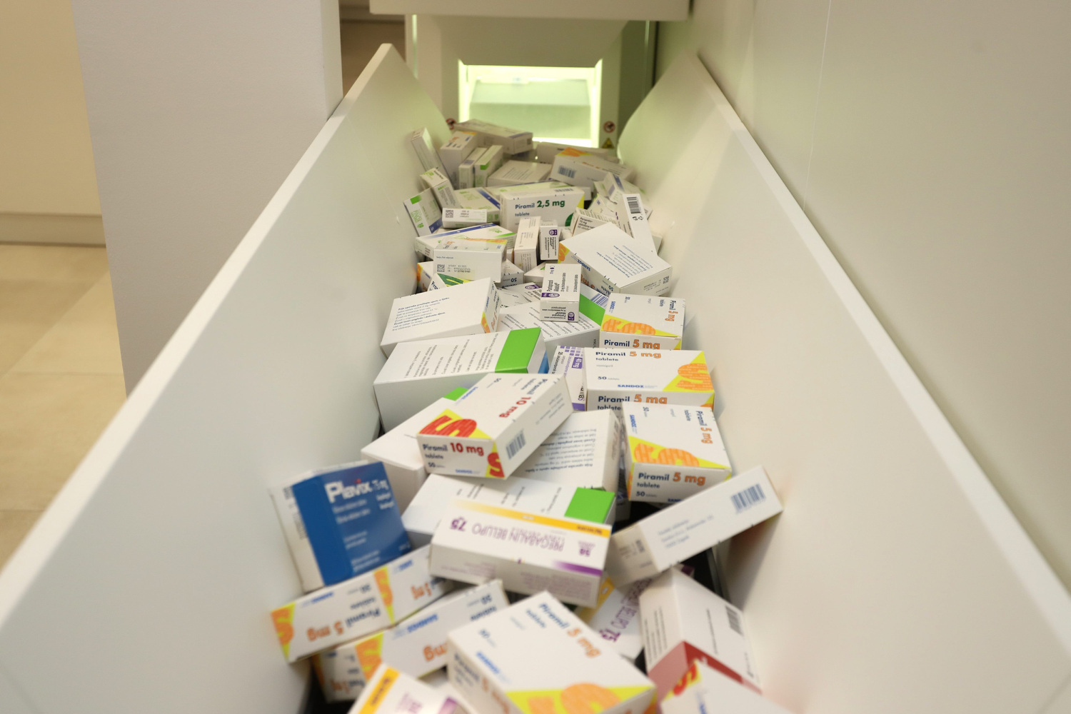 HALMED s tržišta povukao seriju lijeka: Pakiranje sadrži pogrešan proizvod