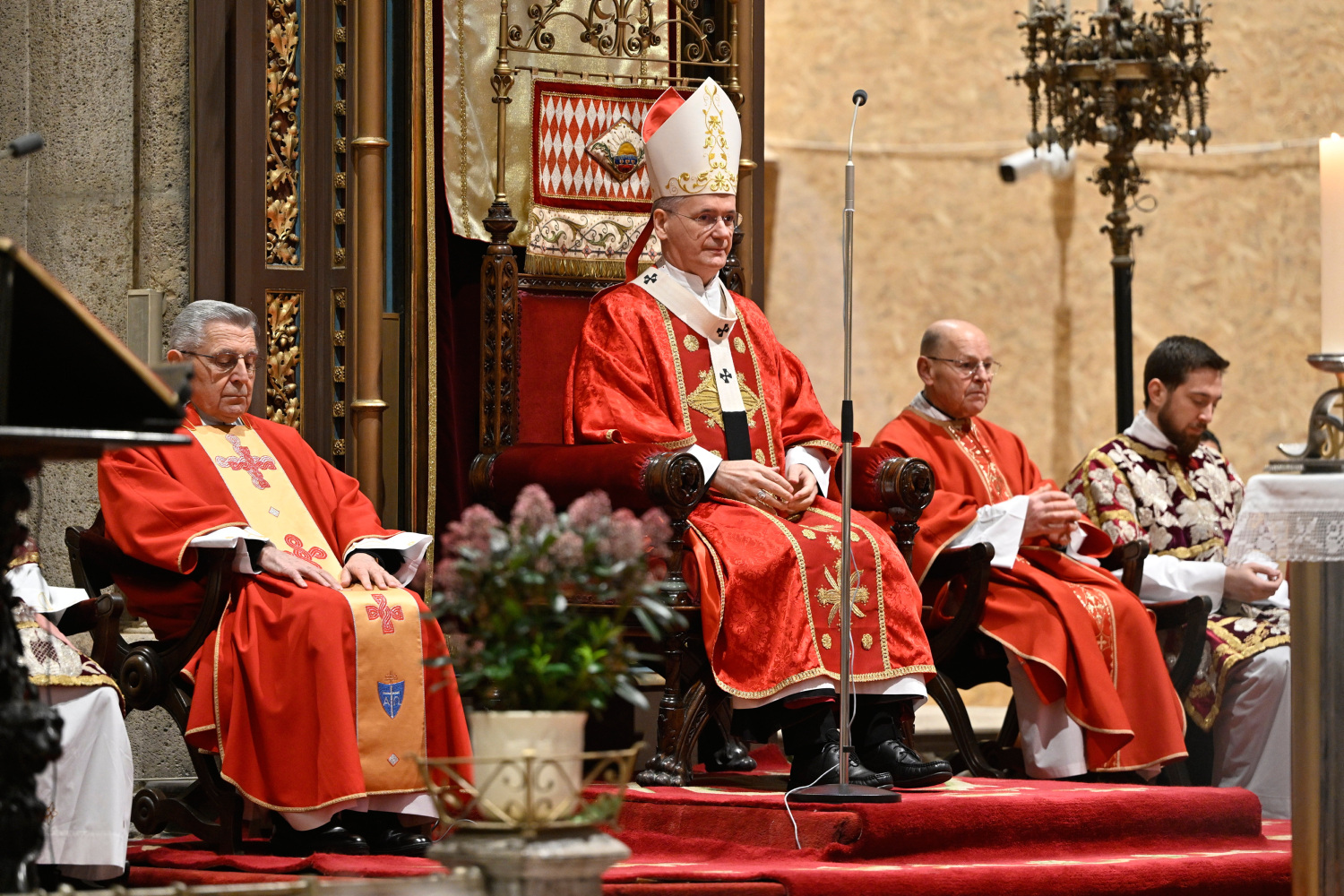 Uskrsna poruka Kutleše Hrvatima: ‘Gdje tražimo Krista u današnjem svijetu?’