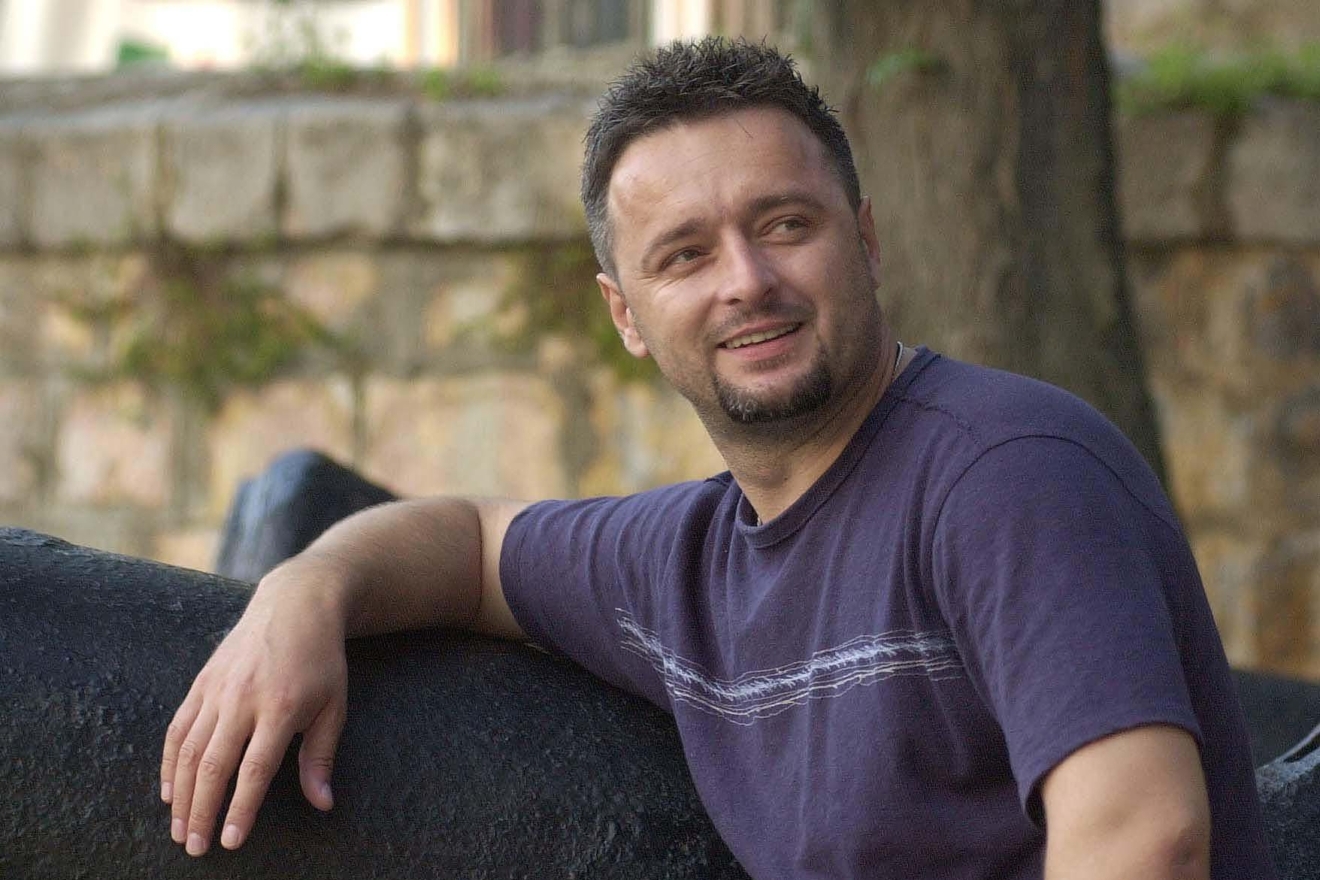 Znate li zašto Thompsonov najveći hit počinje pozdravom?