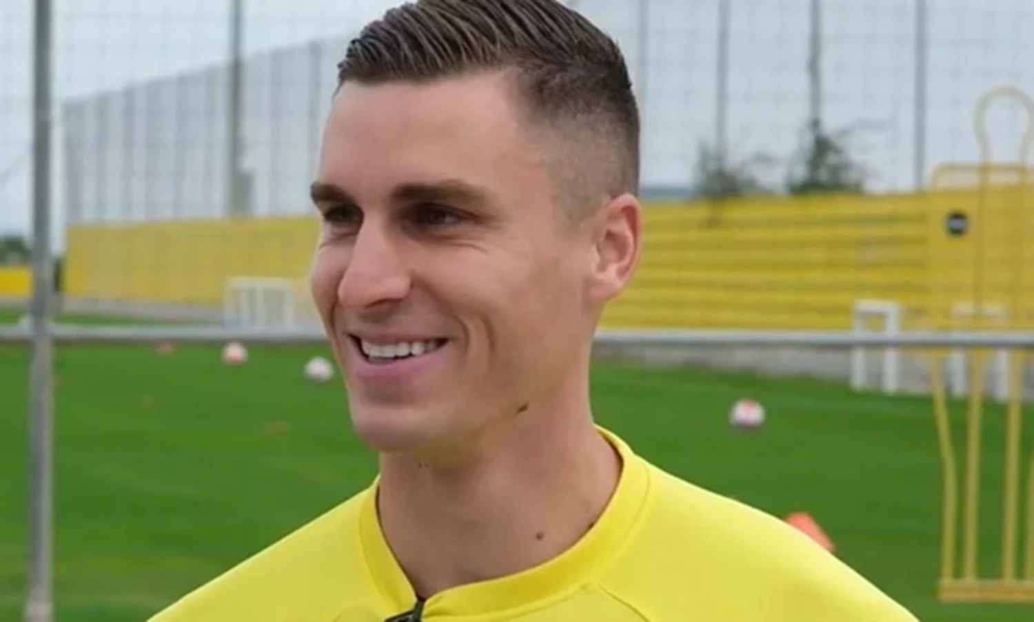 Slavio je četnike i izbačen iz BiH: Rekao je BiH neće se više nikad kvalificirati, sada mu se svi rugaju